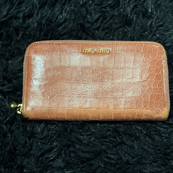 Miu miu wallet - Picture 1 of 3
